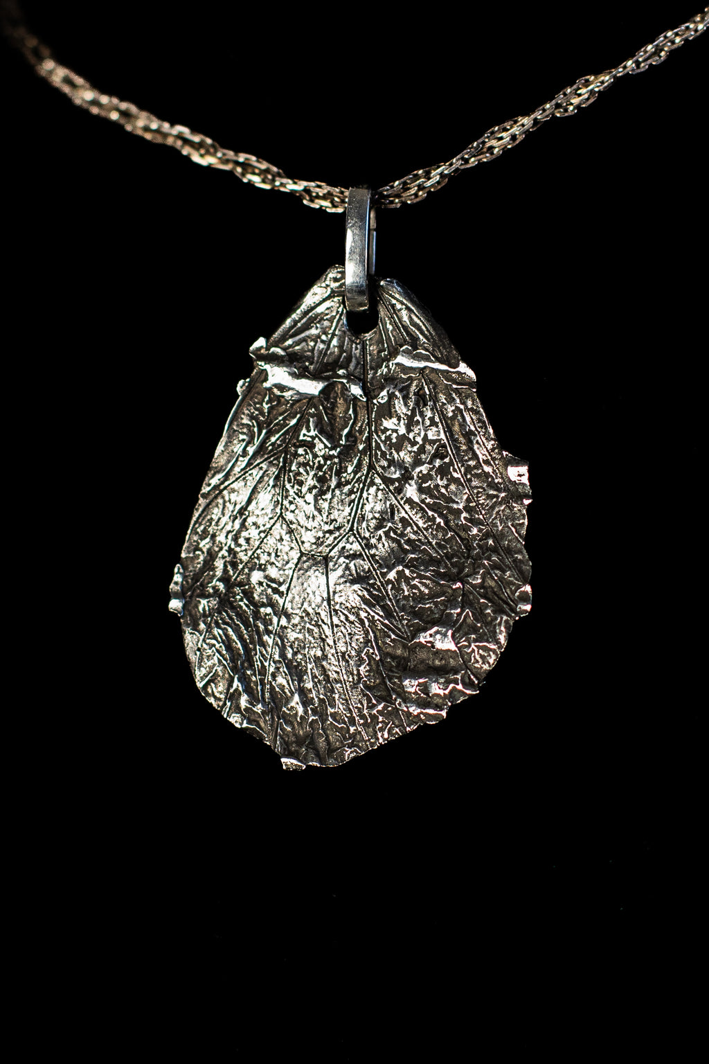 Medium Idea Idea Wing Fossil Pendant Antique Patina — image 3